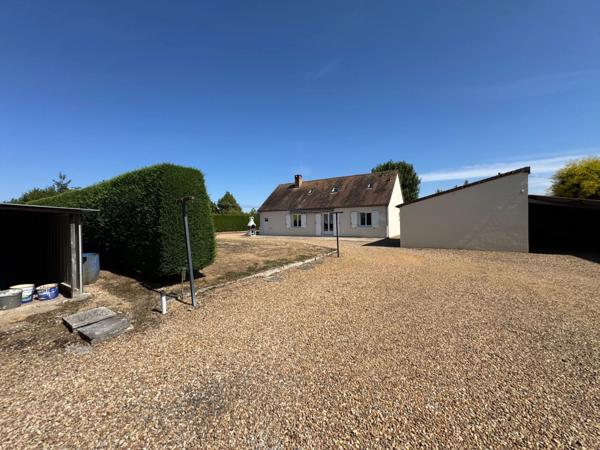 🏡 Maison de charme à la campagne avec dépendances et grand atelier – Proche Le Lude (72800)