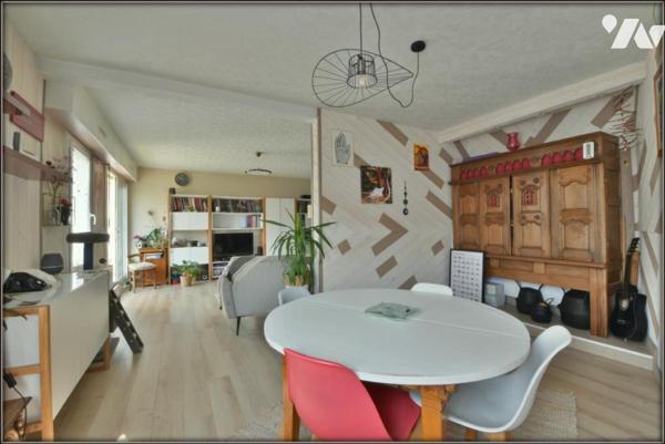 LE RHEU APPARTEMENT PLEIN CENTRE T5 117M2 UTILE LOGGIA