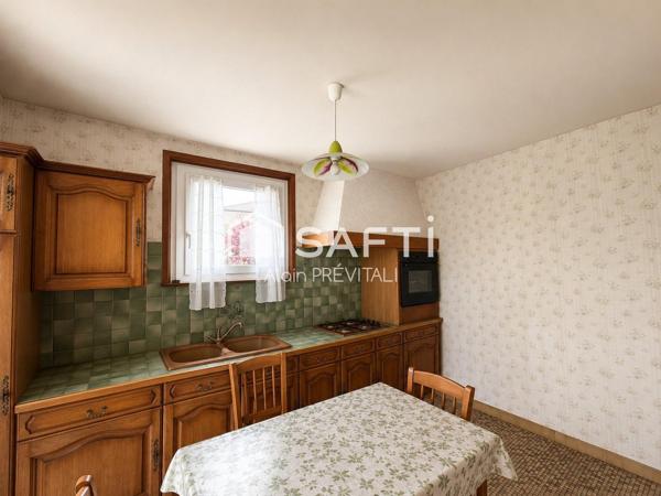 Atelier de 41 m² et un garage de 28 m²