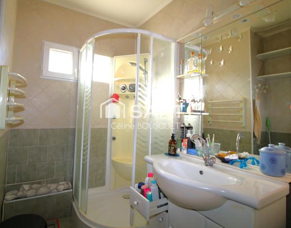 Maison R+1 de 90 m² avec piscine, garage et studio