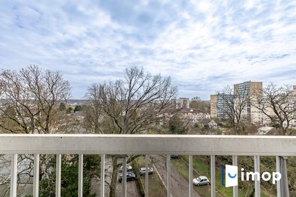 T3 avec balcon et vue dégagée