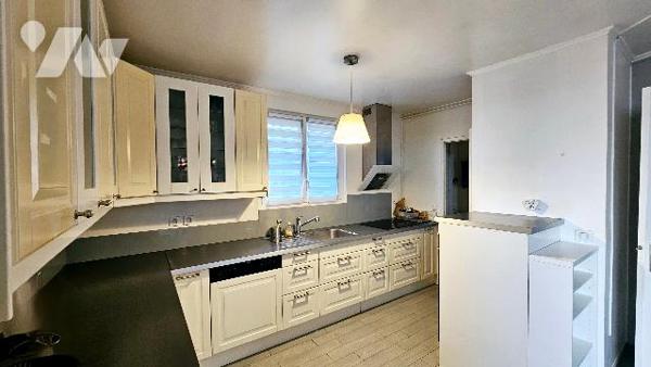 Maison de famille à Maurepas