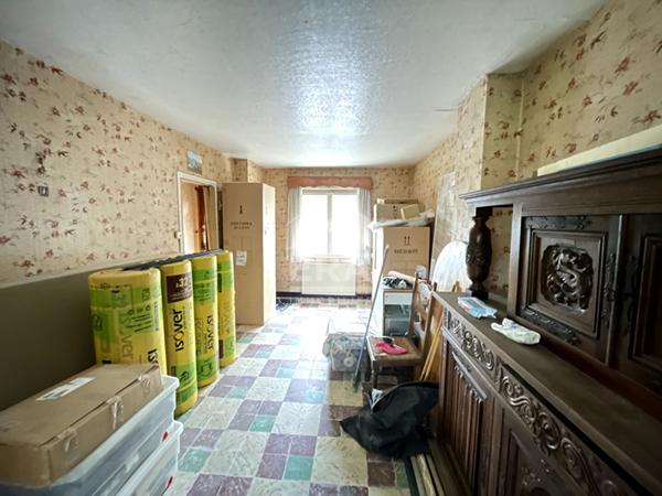 Maison à vendre à Bohain-en-Vermandois - 4 chambres, garage et jardin