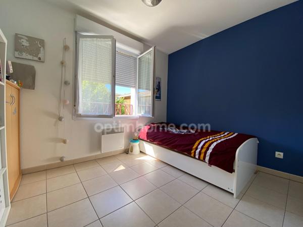 LOCATION : Maison T4 meublée en résidence sécurisée avec piscine