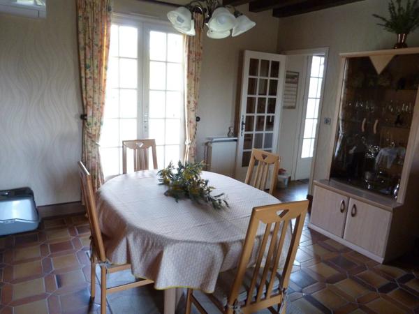 Vente Maison 7 pièces 195 m2 à Vierzon