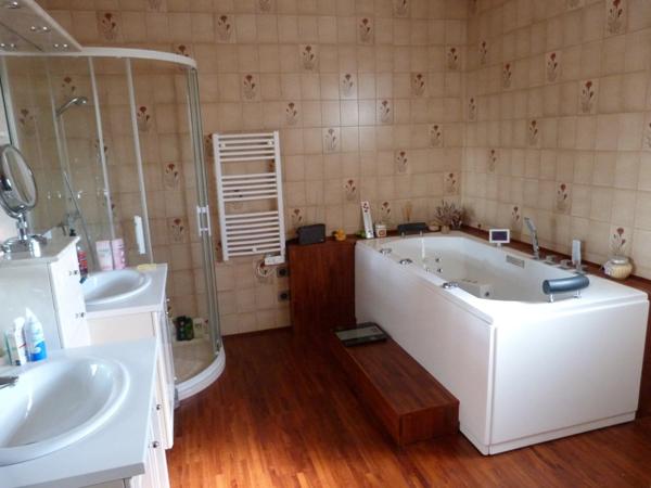 Vente Maison 7 pièces 195 m2 à Vierzon