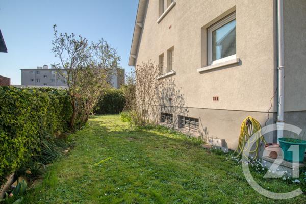 Maison à vendre  7 pièces - 145 m2 LE PLESSIS BOUCHARD - 95