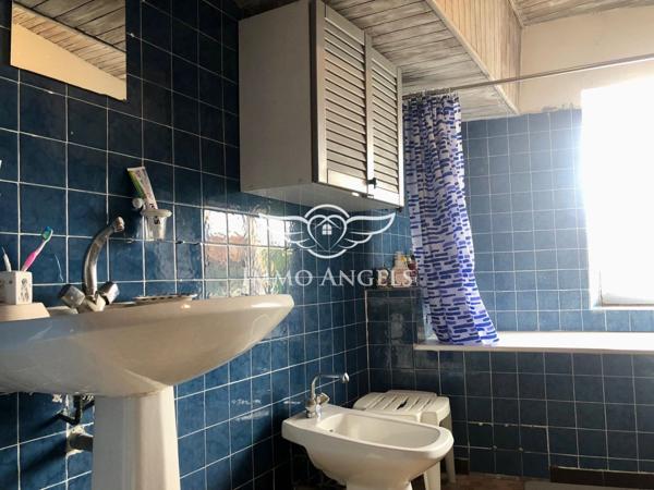 Maison de village 130 m² à moderniser – 3 niveaux avec terrasse, garage et cave – Taulignan