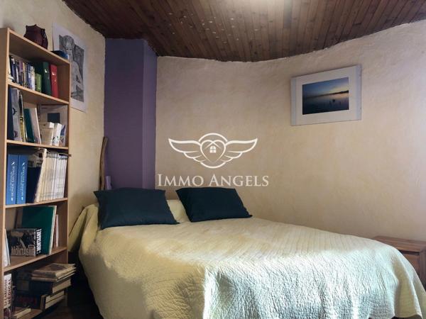 Maison de village 130 m² à moderniser – 3 niveaux avec terrasse, garage et cave – Taulignan