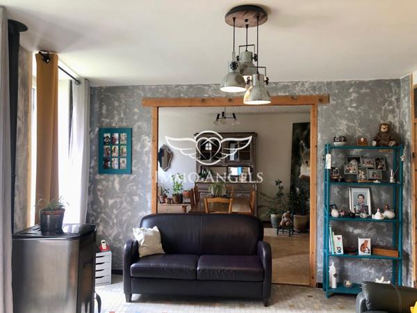 Maison de village 130 m² à moderniser – 3 niveaux avec terrasse, garage et cave – Taulignan