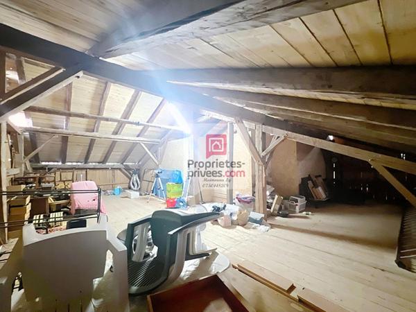 Maison Ugine 11 pièces 288 m2