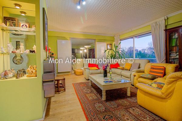 Villa d'architecte avec parc