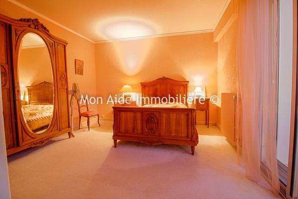 Villa d'architecte avec parc