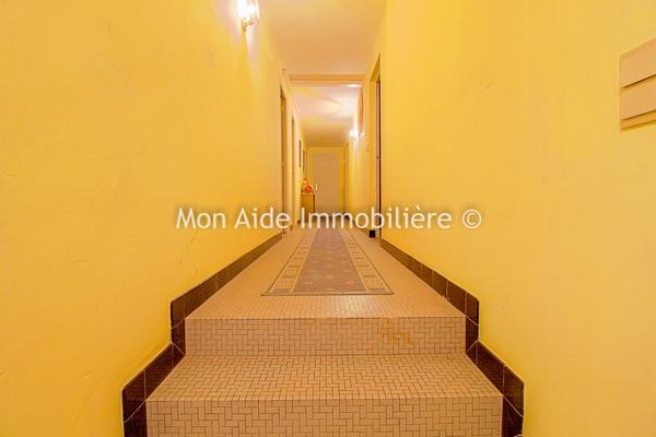 Villa d'architecte avec parc