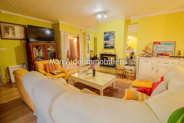 Villa d'architecte avec parc