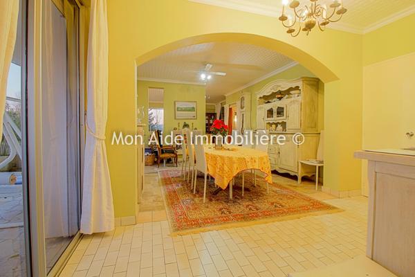 Villa d'architecte avec parc