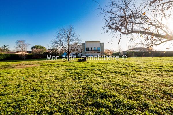 Villa d'architecte avec parc