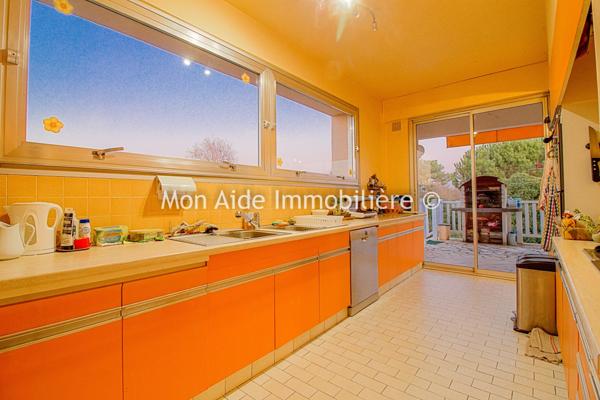 Villa d'architecte avec parc