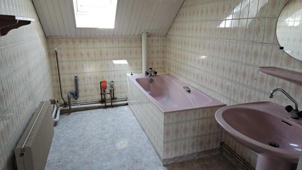 Appartement Cravanche 4/5 pièce(s) 105.67 m2