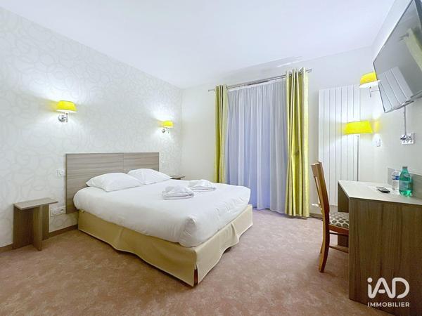 Hôtel-restaurant à vendre 425 m² Carantilly