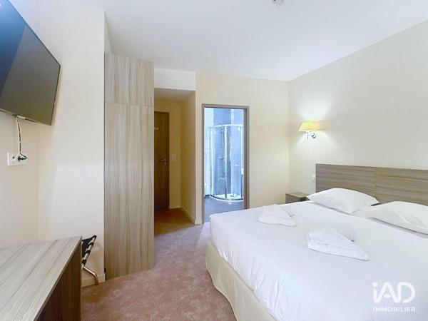 Hôtel-restaurant à vendre 425 m² Carantilly