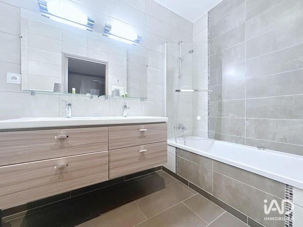 Hôtel-restaurant à vendre 425 m² Carantilly