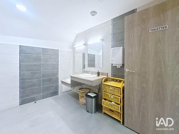 Hôtel-restaurant à vendre 425 m² Carantilly