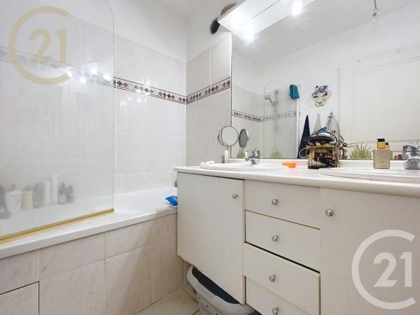 Appartement F3 à vendre  3 pièces - 61,67 m2 CANNES LA BOCCA - 06