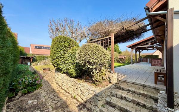 Maison à vendre    5 pièces • 112,63 m2 Chartres