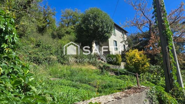 Maison familiale – 94 m² – 3 chambres – Terrain de 3 330 m² – Terrasse plein sud