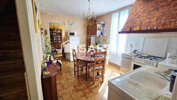 Maison familiale – 94 m² – 3 chambres – Terrain de 3 330 m² – Terrasse plein sud