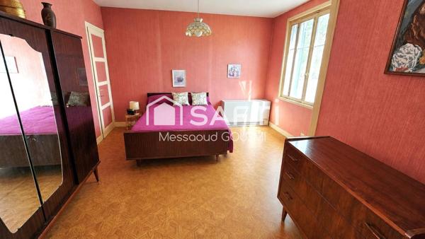Maison familiale – 94 m² – 3 chambres – Terrain de 3 330 m² – Terrasse plein sud