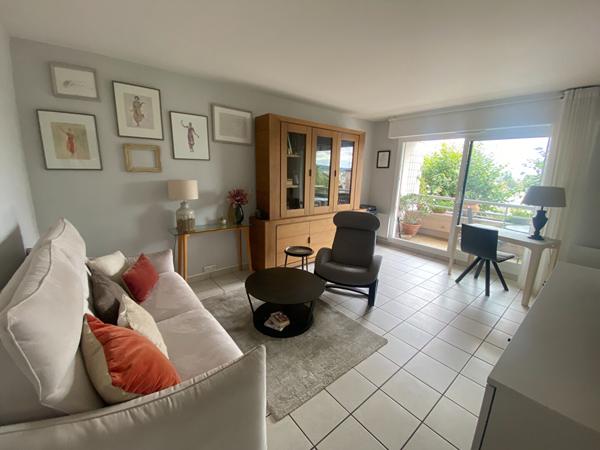 Appartement Dijon 2 pièce(s) 49.5 m2 + terrasse