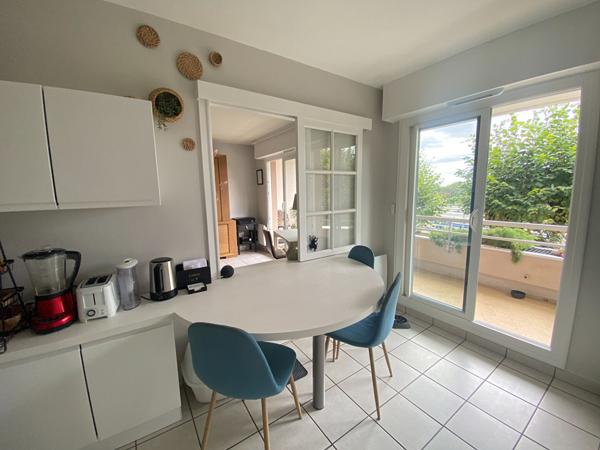 Appartement Dijon 2 pièce(s) 49.5 m2 + terrasse
