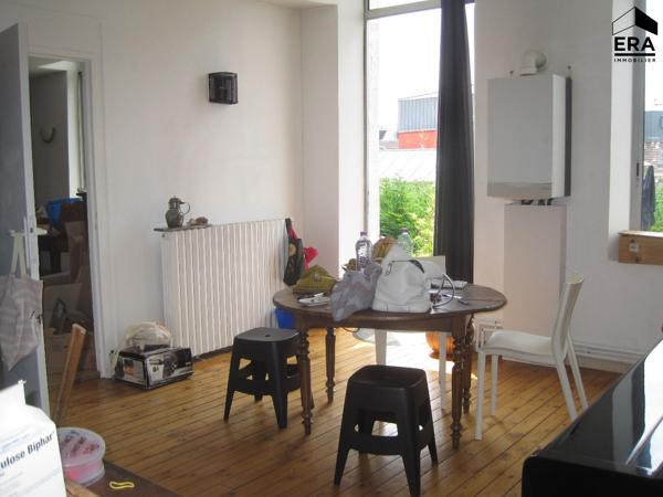 A LOUER APPARTEMENT EN PLEIN CENTRE VILLE DE ST QUENTIN 02