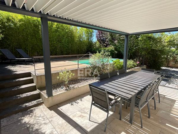 LES PENNES MIRABEAU - EXCLUSIVITE - Cité Haute - Maison contemporaine 4 chambres impeccable, sans vis-à-vis, avec studio indépendant et piscine, au calme absolu