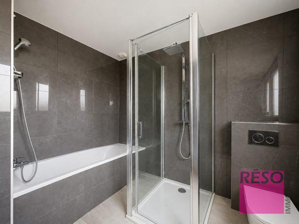 COUP DE CŒUR – MAISON AVEC PISCINE PRIVATIVE ET JARDIN