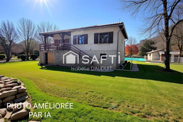 MAISON 3 CHAMBRES PISCINE