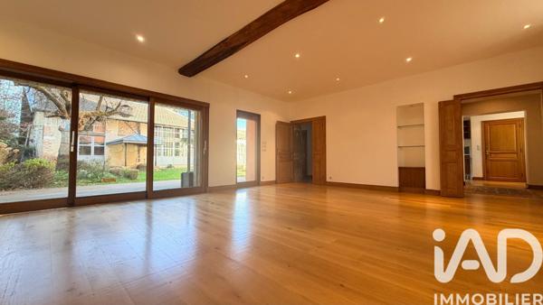 Maison à vendre 9 pièces 268 m² Bourg-en-Bresse