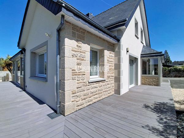 Maison familiale de qualité avec grands espaces - Parfaitement entretenue - Terrain constructible - PLOUFRAGAN