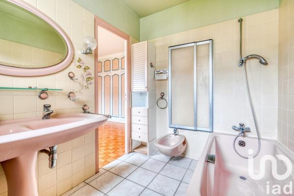 Maison à vendre 6 pièces 170 m² Crécy-la-Chapelle