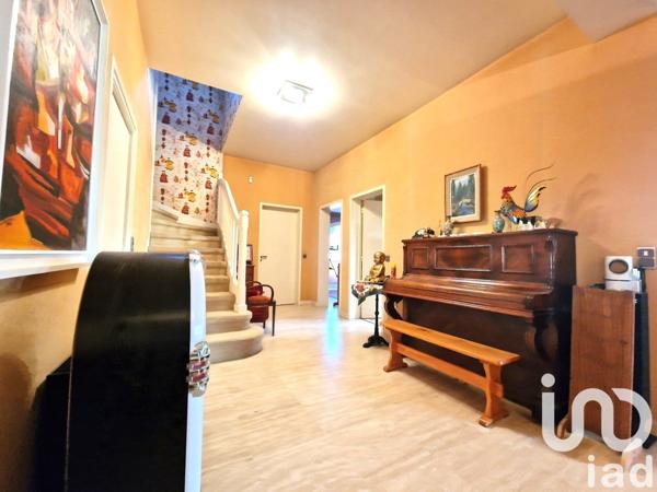 Maison à vendre 10 pièces 230 m² La Monnerie-le-Montel