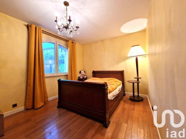 Maison à vendre 10 pièces 230 m² La Monnerie-le-Montel