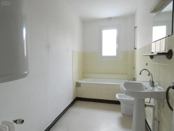 Achat - Maison Chabanais 16150 15 pièces 225 m 2 1680 m 2