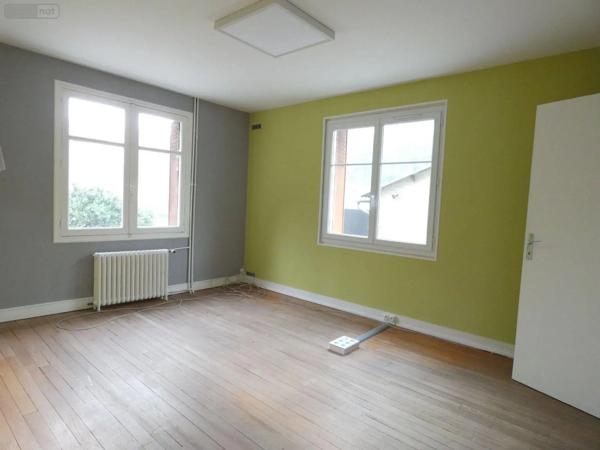 Achat - Maison Chabanais 16150 15 pièces 225 m 2 1680 m 2