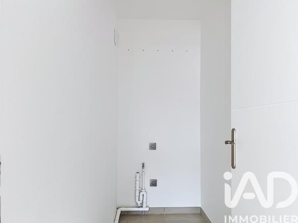 Appartement à vendre 4 pièces 74 m² Saint-Cyr-l'École