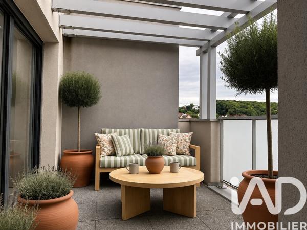 Appartement à vendre 4 pièces 74 m² Saint-Cyr-l'École