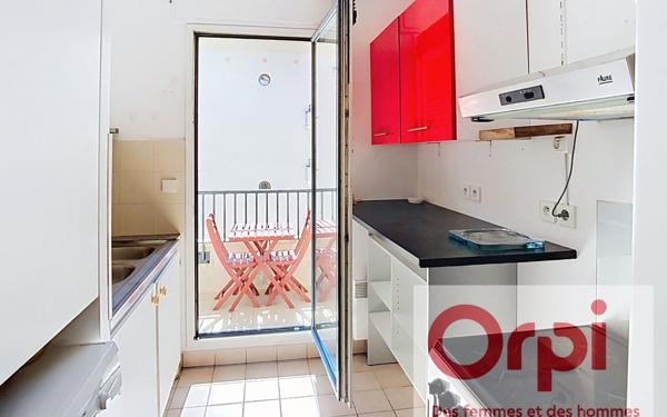 Appartement à vendre    2 pièces • 48,66 m2 Issy-les-Moulineaux