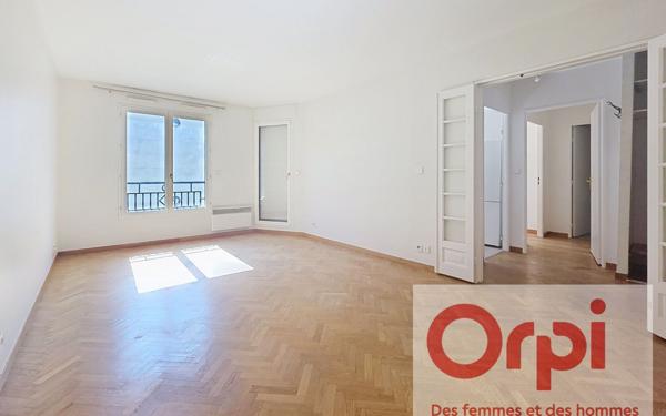 Appartement à vendre    2 pièces • 48,66 m2 Issy-les-Moulineaux