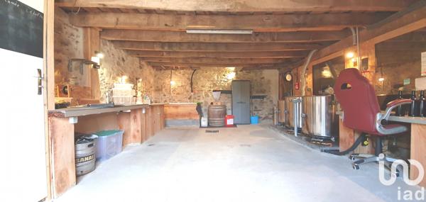 Maison à vendre 8 pièces 150 m² Saint-Germain-les-Vergnes